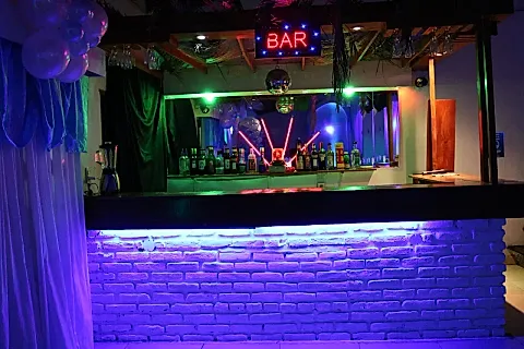 Grand House 5