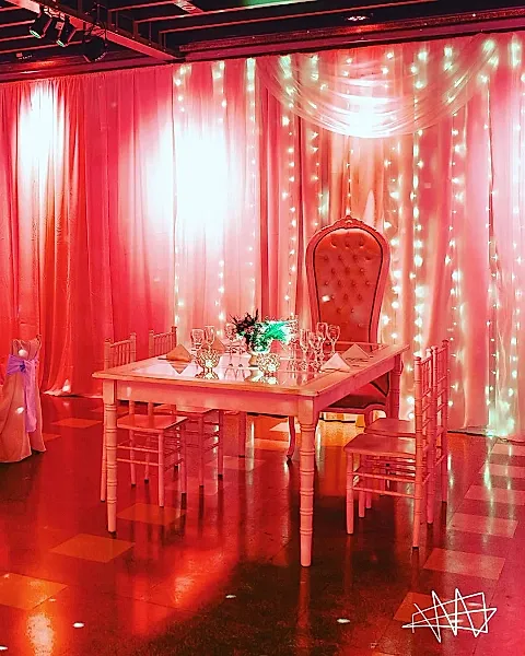 Salón Cromo 4