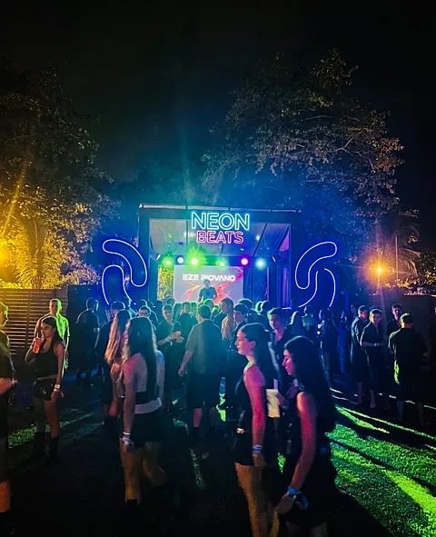Neon Beats 2