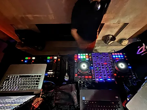 Dimas Deejay 5