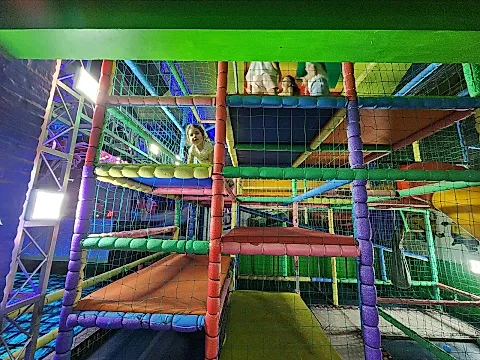 Planet Kids 4