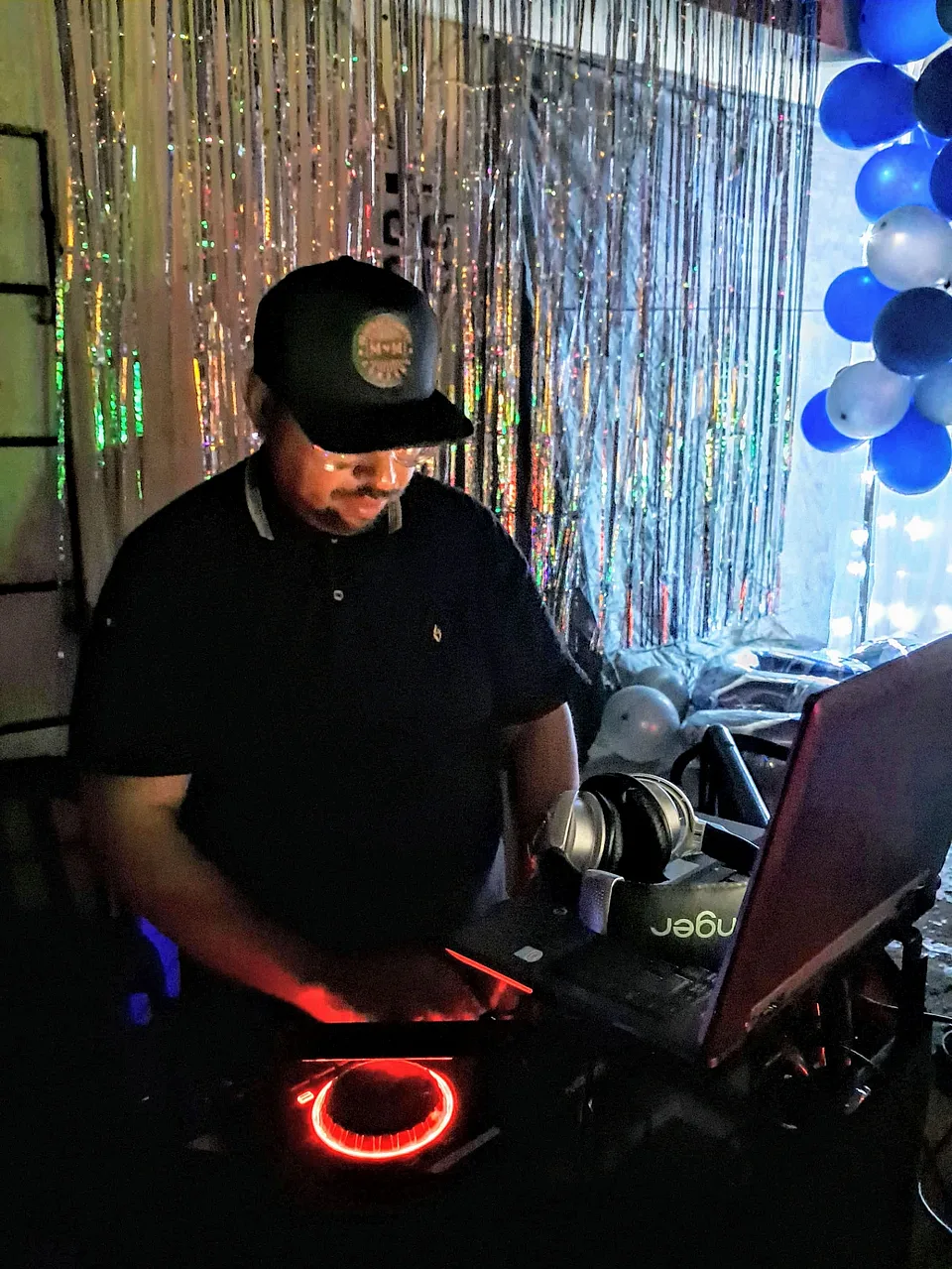 Staff Dj's