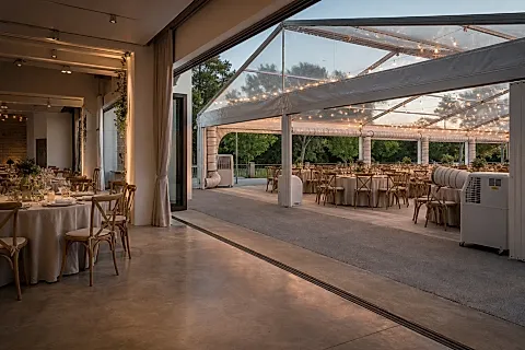 Climatización para eventos: cómo evitar que el salón o la carpa se vuelvan inhabitables