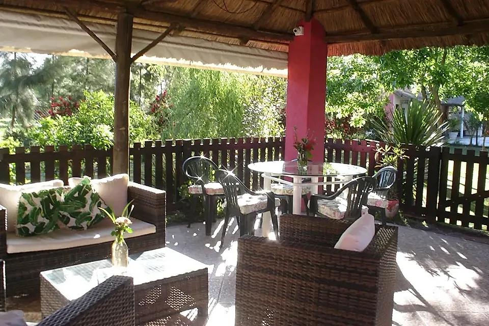 Oasis Campero