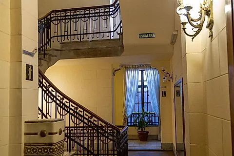 Salones Club Español 3