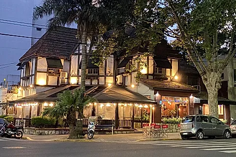 La Casona de Flores