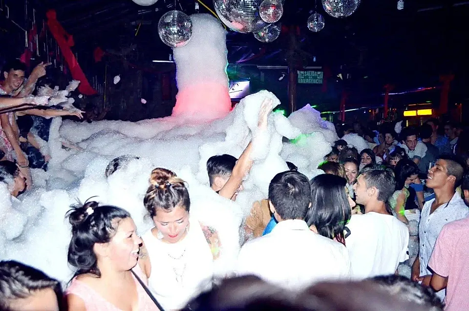 La fiesta de la espuma