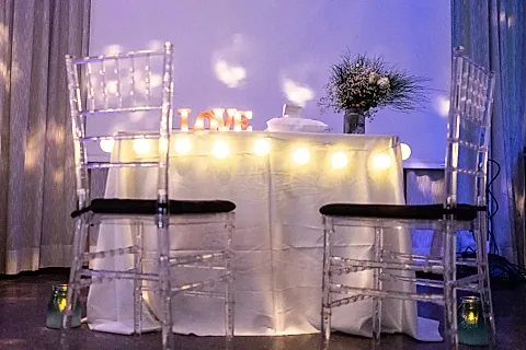 Salon Vic 3