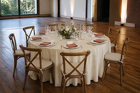 Muestra de mesa para casamiento: qué mirar antes de aprobar la decoración