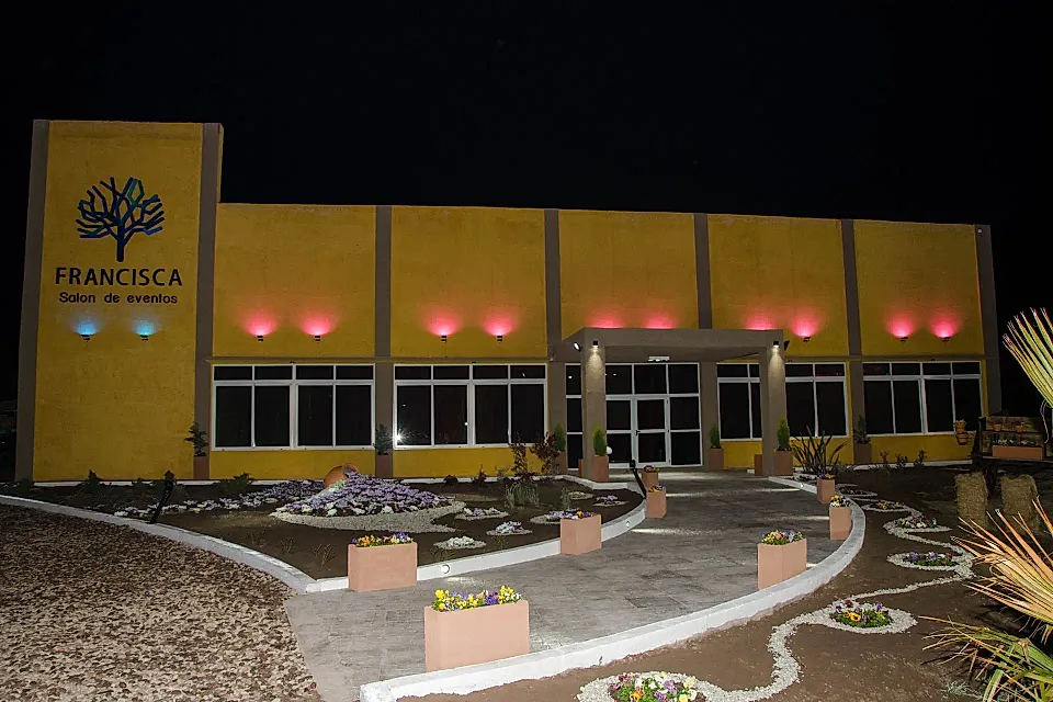 Salón Francisca