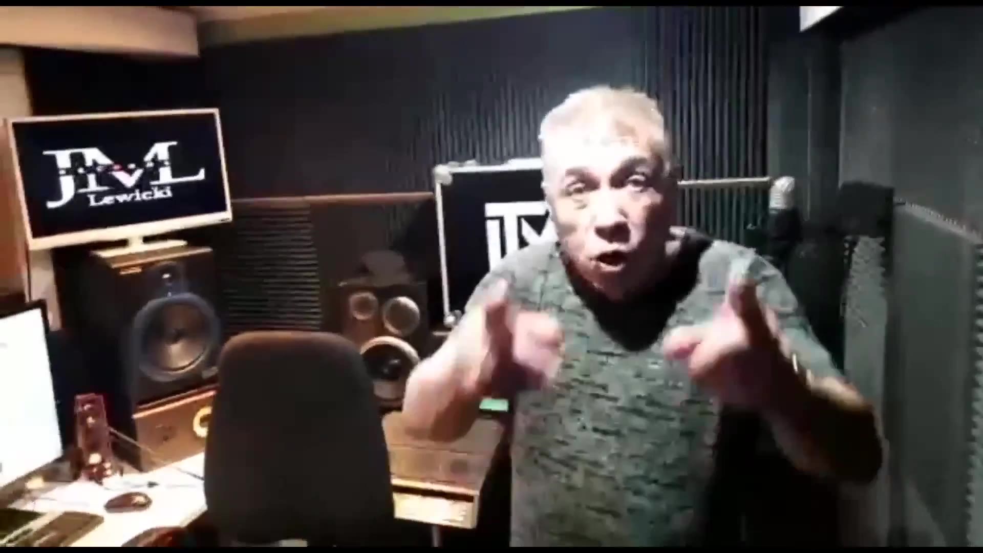 El viejo Márquez saludo especial