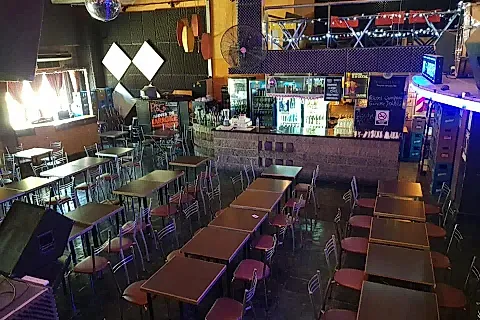 La Roca Bar 2