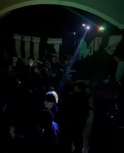 Neon Beats 5