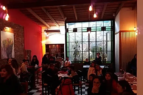 Bistro 4
