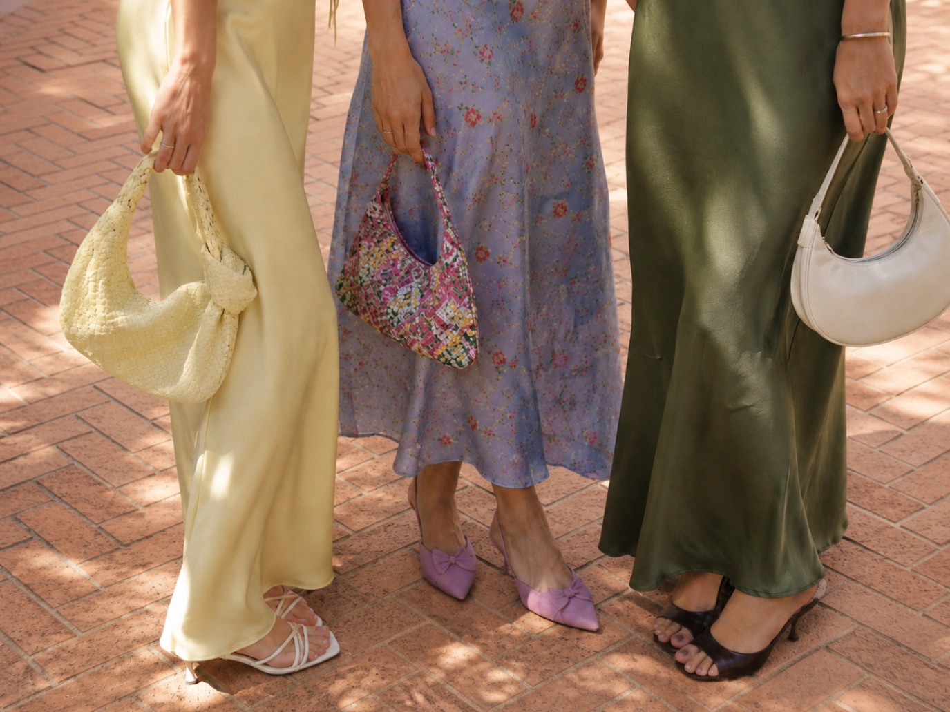 Los accesorios completan el look sin necesidad de recargarlo.