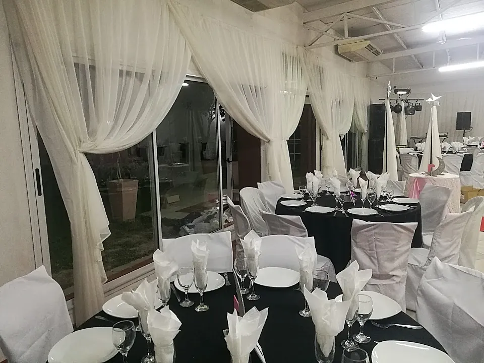 Los Patos Salón de Fiestas