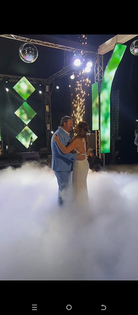 Pyro Show FX. Todo en efectos especiales y pirotecnia . Chispas, papelitos, explosiones y humos 4