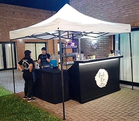 Barras móviles, tragos