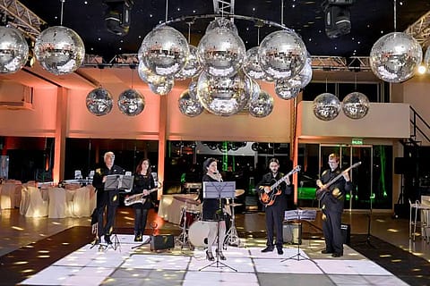 El Arena 4