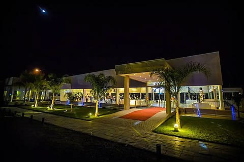 El Arena 5