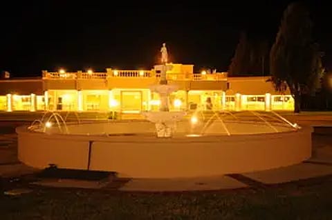Aquiles Suites 2
