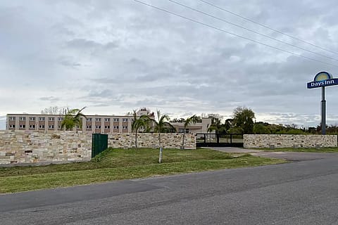 Days Inn by Wyndham Zárate 2