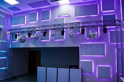 Salón Aura 5