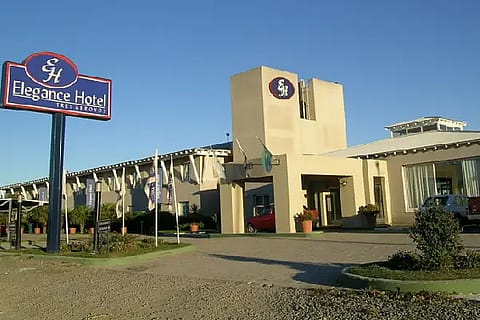 Hotel Elegance Tres Arroyos