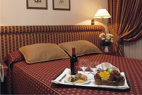 Hotel Iruña 4