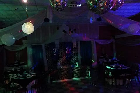 Salón Chirivel 5