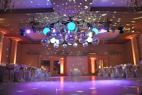 Salón Azul y Victoria Plaza