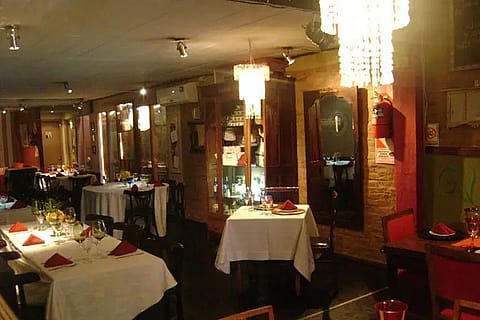VeintiCinco Restaurant 3