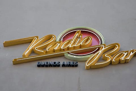 Radio Bar 2