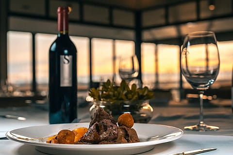 Saurus Restaurant 5
