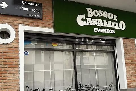 Bosque Caramelo Salón Multieventos 4