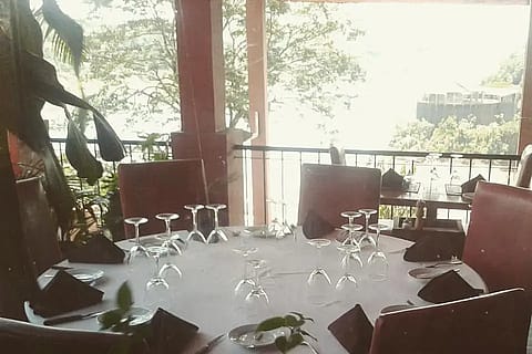 Bocamora Grill & Wine 5