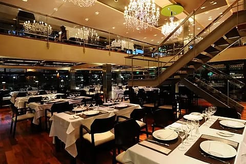 Bahamas Restaurant & Bar