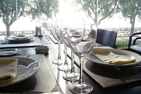 Bahamas Restaurant & Bar 3