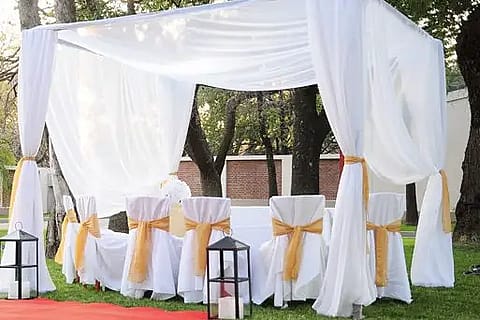 Salón Los Ingleses 5