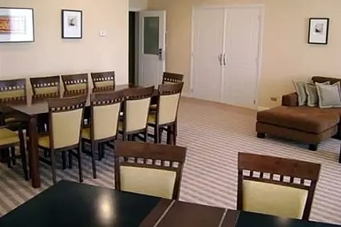 Sierras Hotel 3