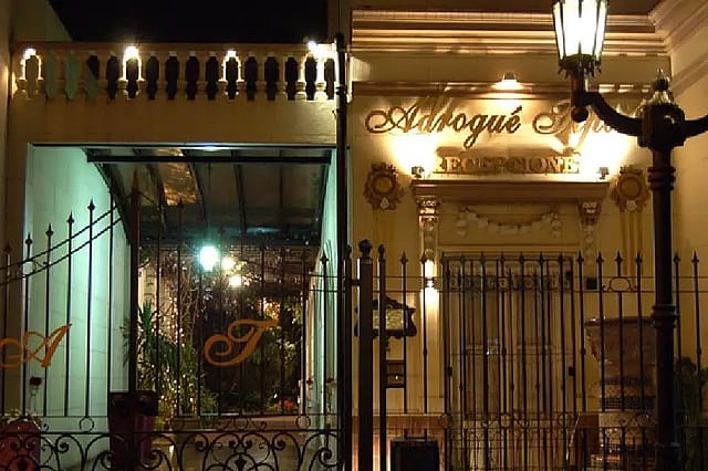Adrogué Típico