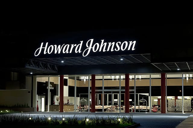 Howard Johnson Luján