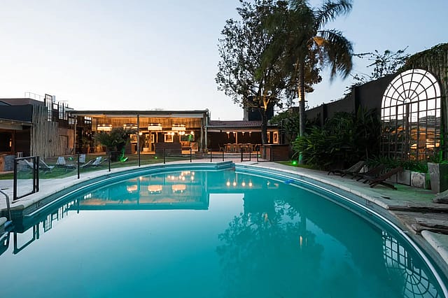 Onas Hostel & Suites