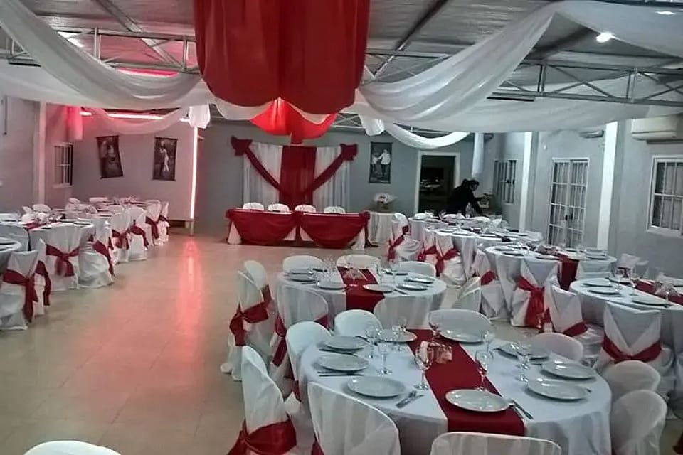 El Paraíso Fiestas