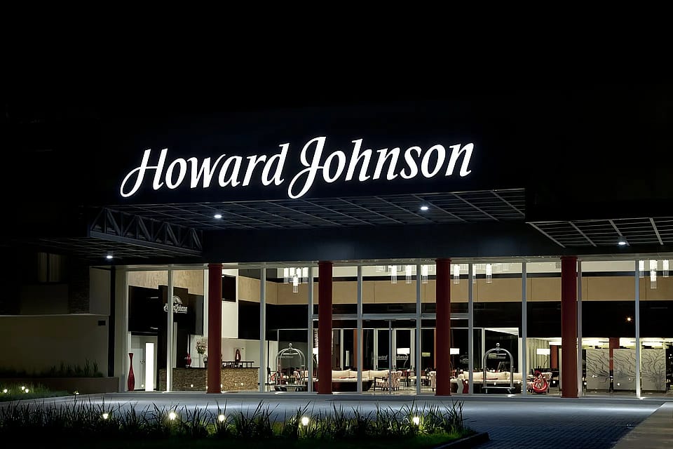 Howard Johnson Luján