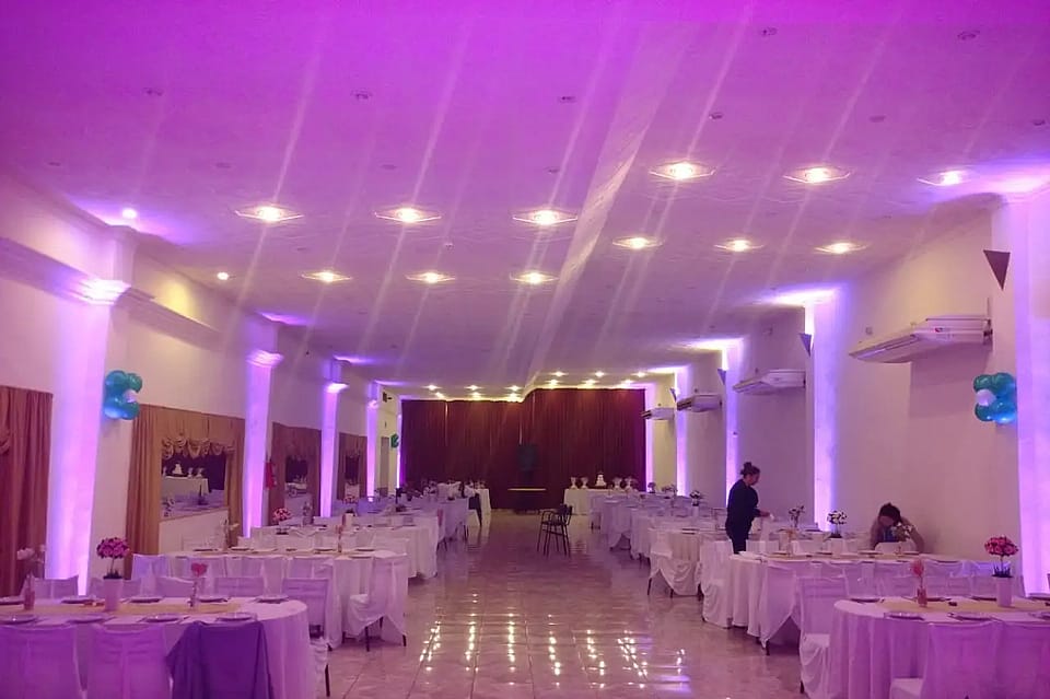 Salón De Fiestas Jureré