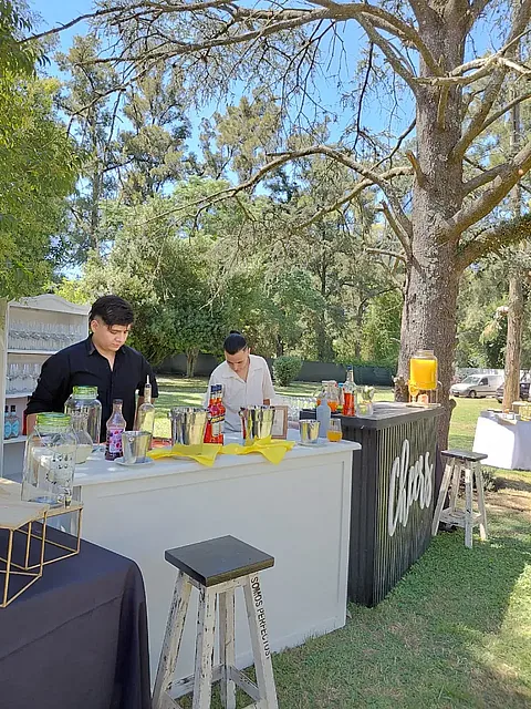 MEETZ CATERING 3