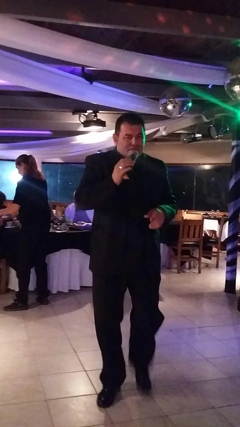 Alejandro Casas 4