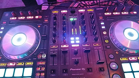 Dj CMG 5