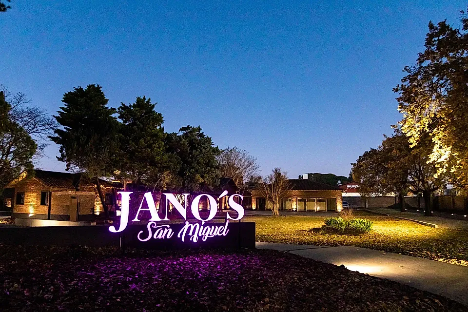Jano's San Miguel